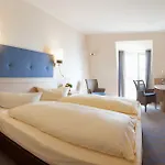 Hotel Wassersleben 4*